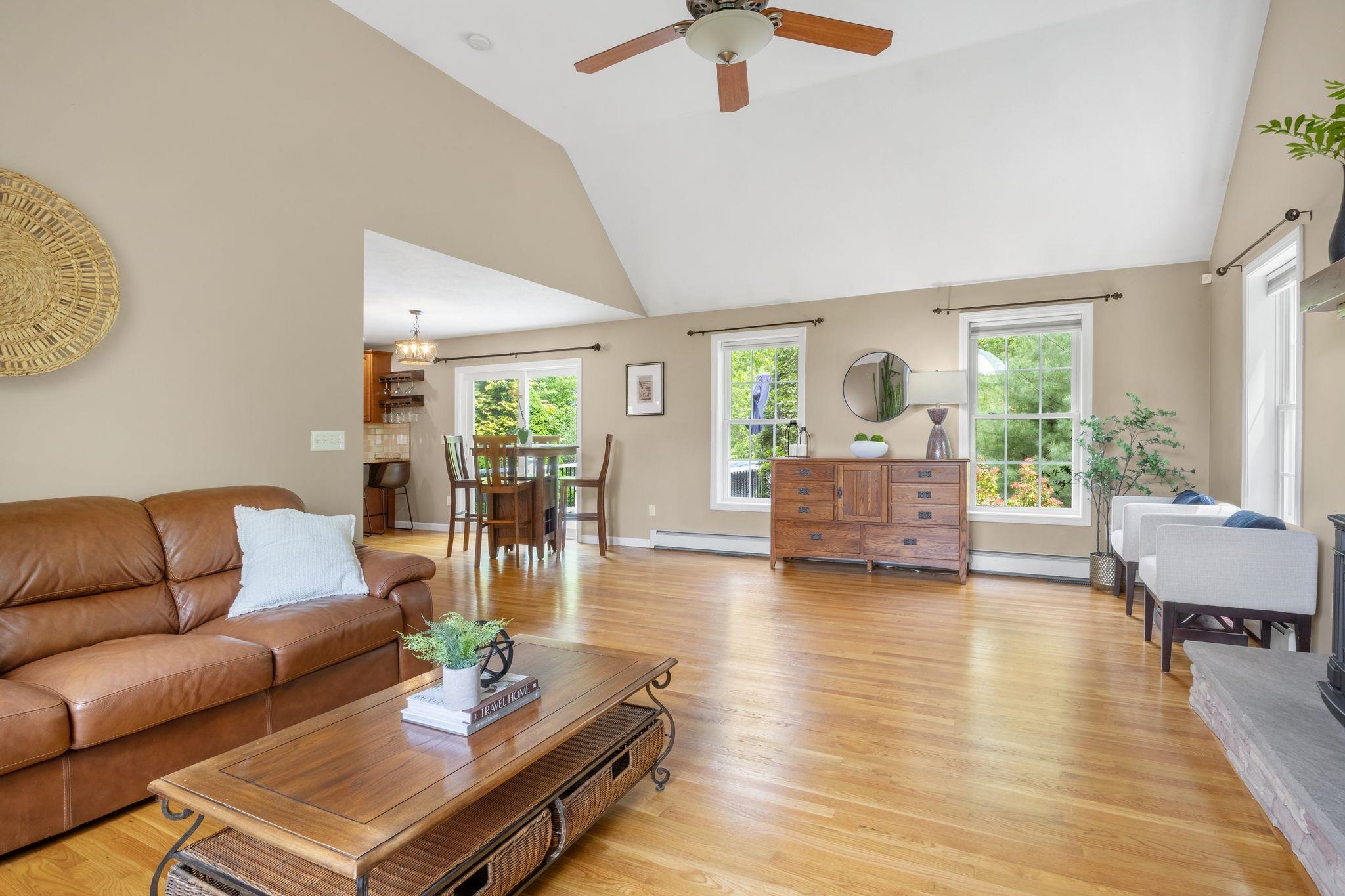 212 Oak Hill Road