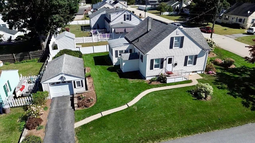 Photo of 11 Victor Avenue, Nashua, NH 03060 (MLS # 5110128)