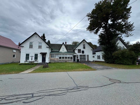 Photo of 9 West Street, Northumberland, NH 03582 (MLS # 5110152)