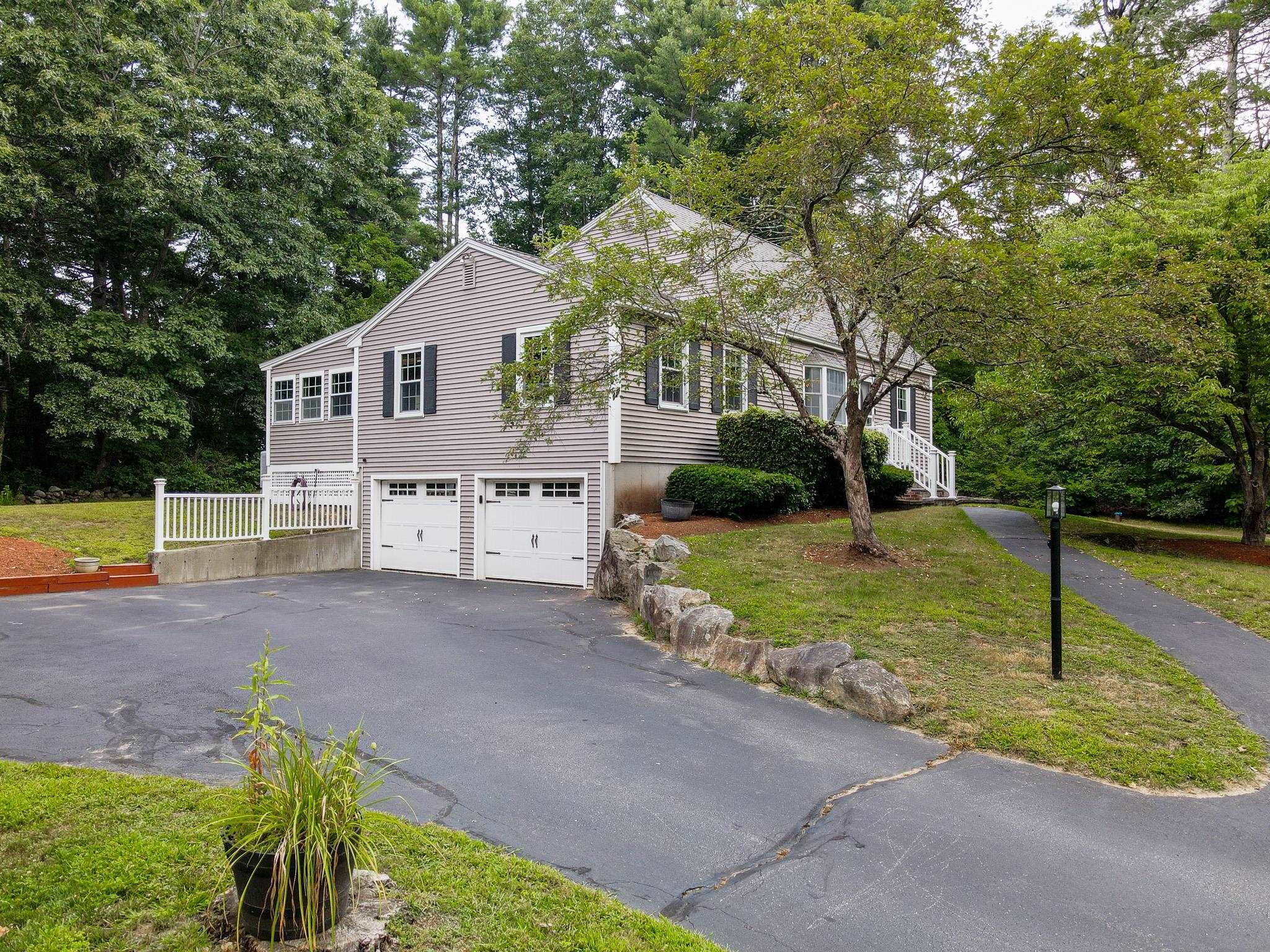 16 Cindy Avenue