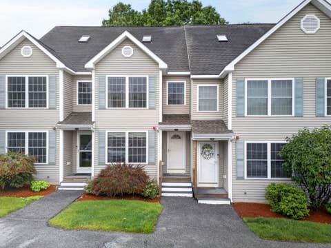 Photo of 41 Shadowbrook Drive #B, Hudson, NH 03051 (MLS # 5096686)