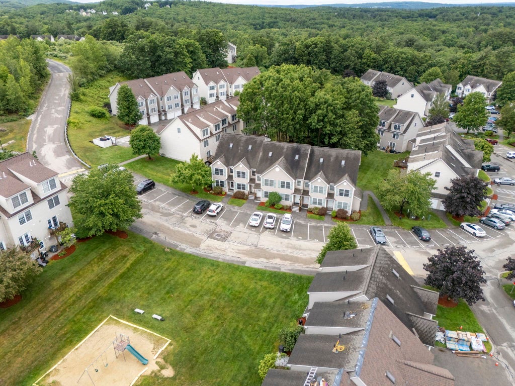 Photo of 41 Shadowbrook Drive #B, Hudson, NH 03051 (MLS # 5096686)