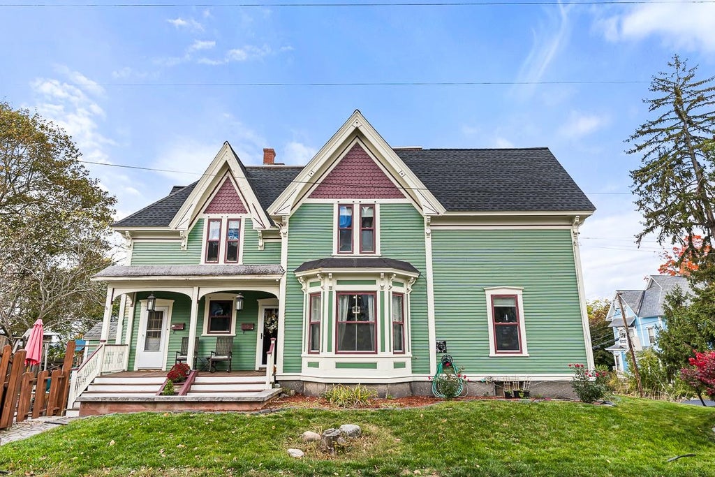 Photo of 495 Manchester Street, Manchester, NH 03101 (MLS # 5114516)