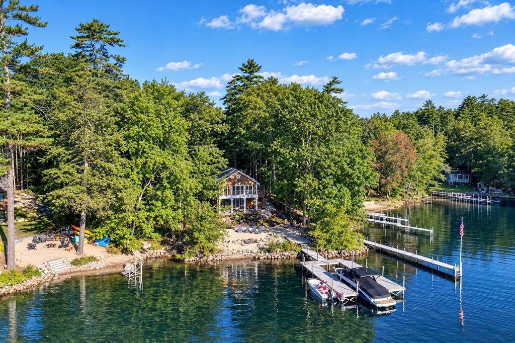 Photo of 123 Kimball Drive, Moultonborough, NH 03254 (MLS # 5110286)