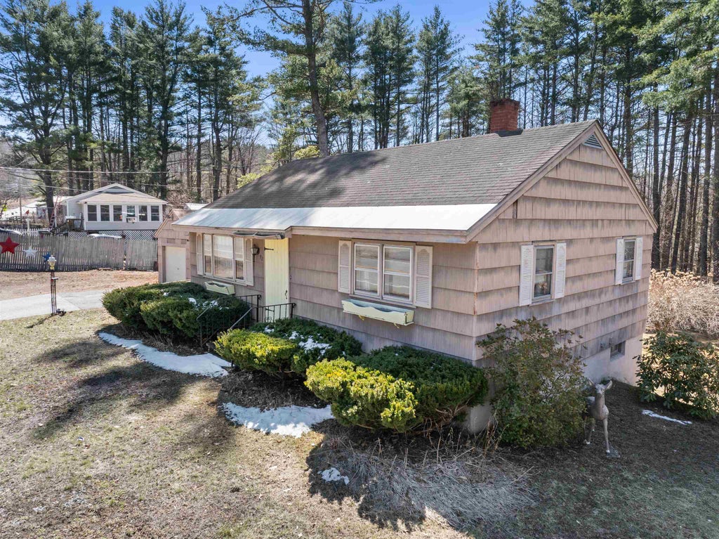 Photo of 92 Gilmanton Road, Belmont, NH 03220 (MLS # 5084374)