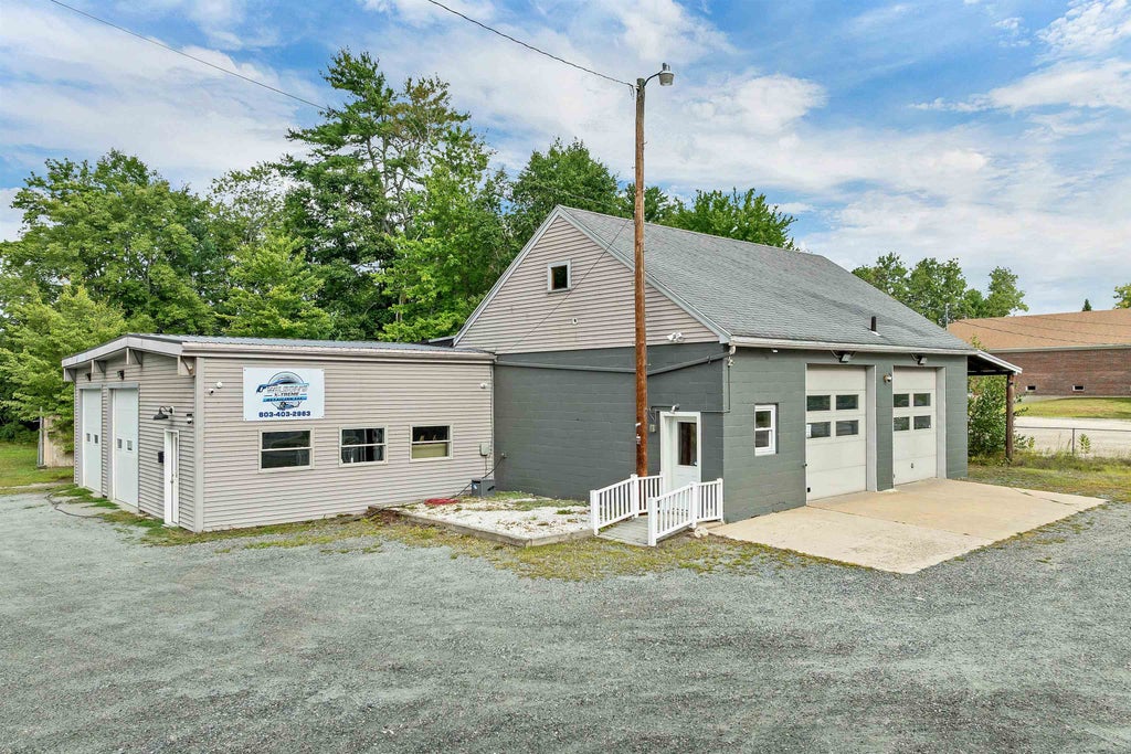 Photo of 46 Suncook Valley Road, Alton, NH 03809 (MLS # 5107485)