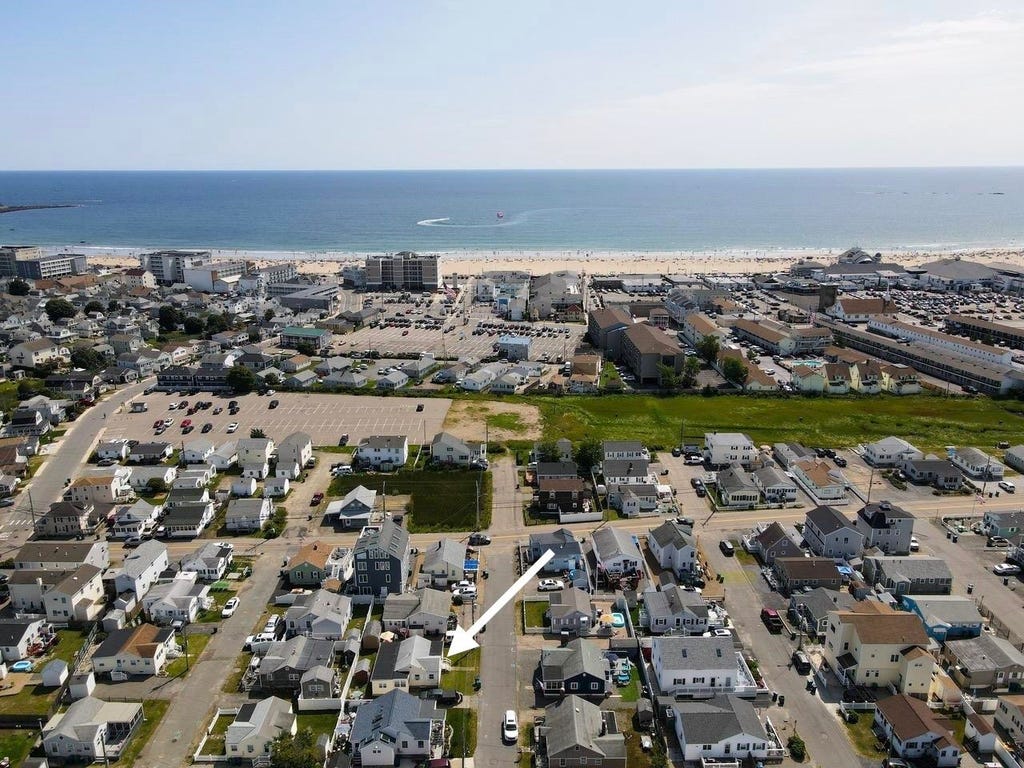 Photo of 24 Wall Street, Hampton, NH 03842 (MLS # 5106222)