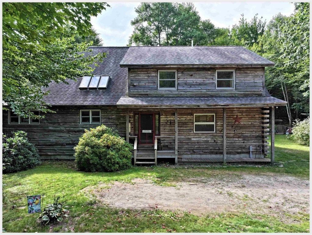 Photo of 1 Wildwood Drive, Campton, NH 03223 (MLS # 5108985)