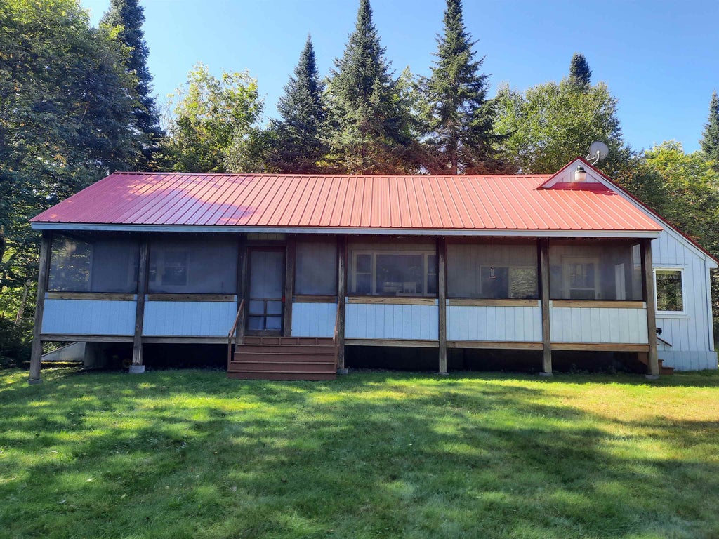 Photo of 7 Philbrook Road, Pittsburg, NH 03592 (MLS # 5108507)