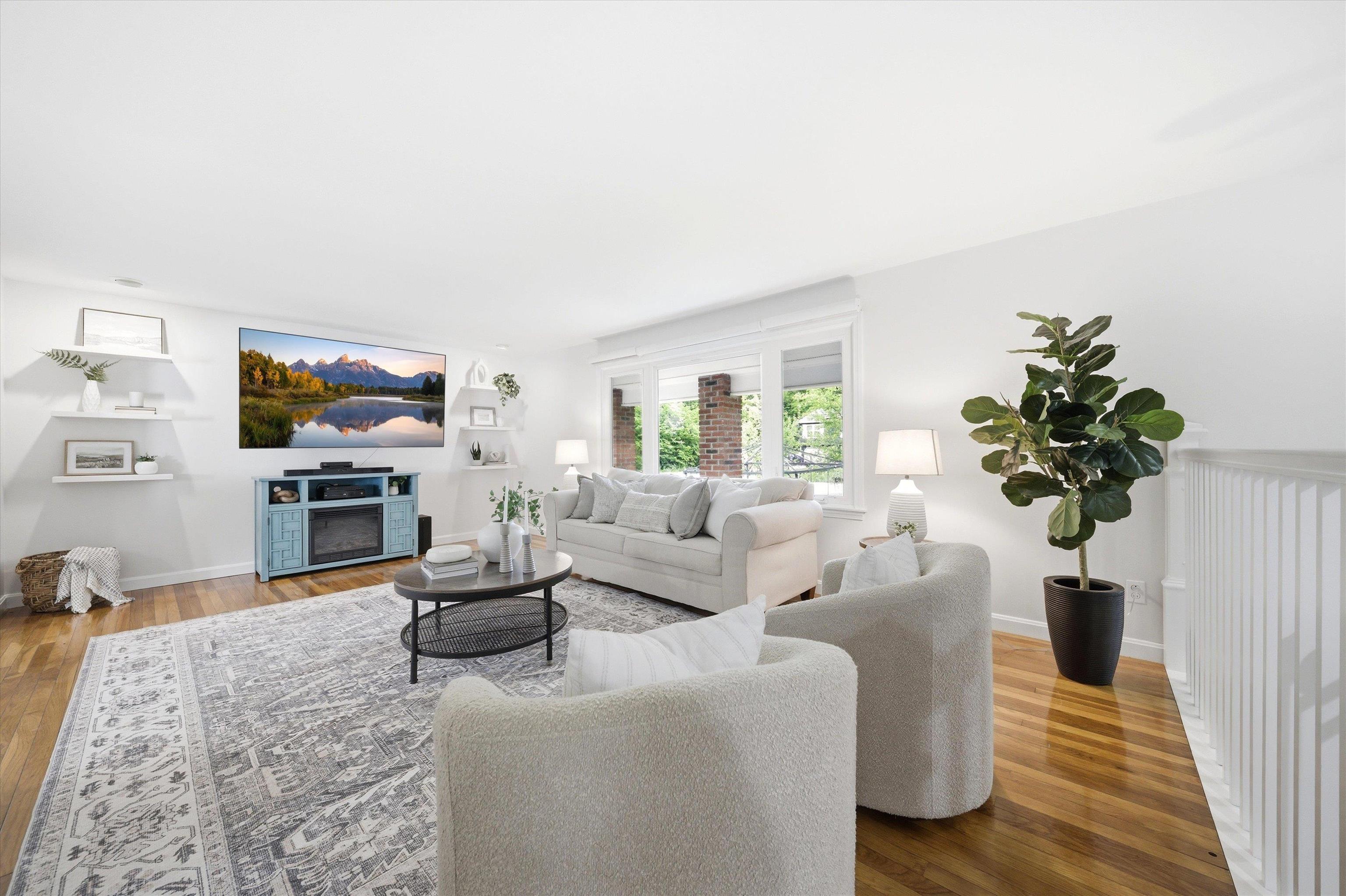16 Glenwood Drive