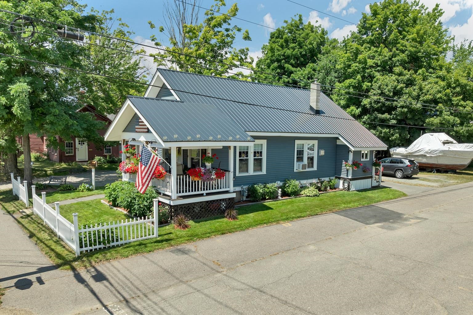 50 Gilford Avenue