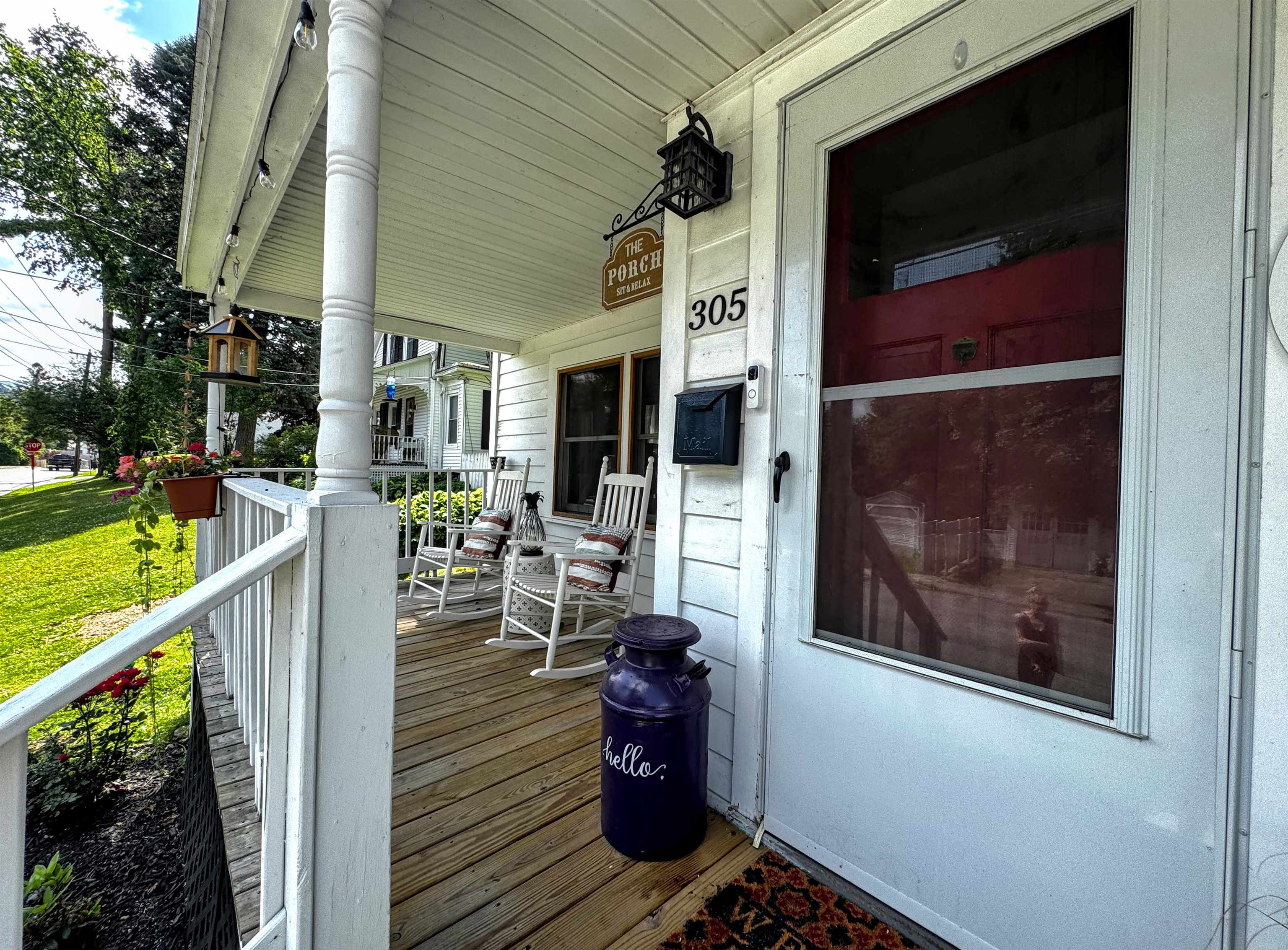305 Weeks Street