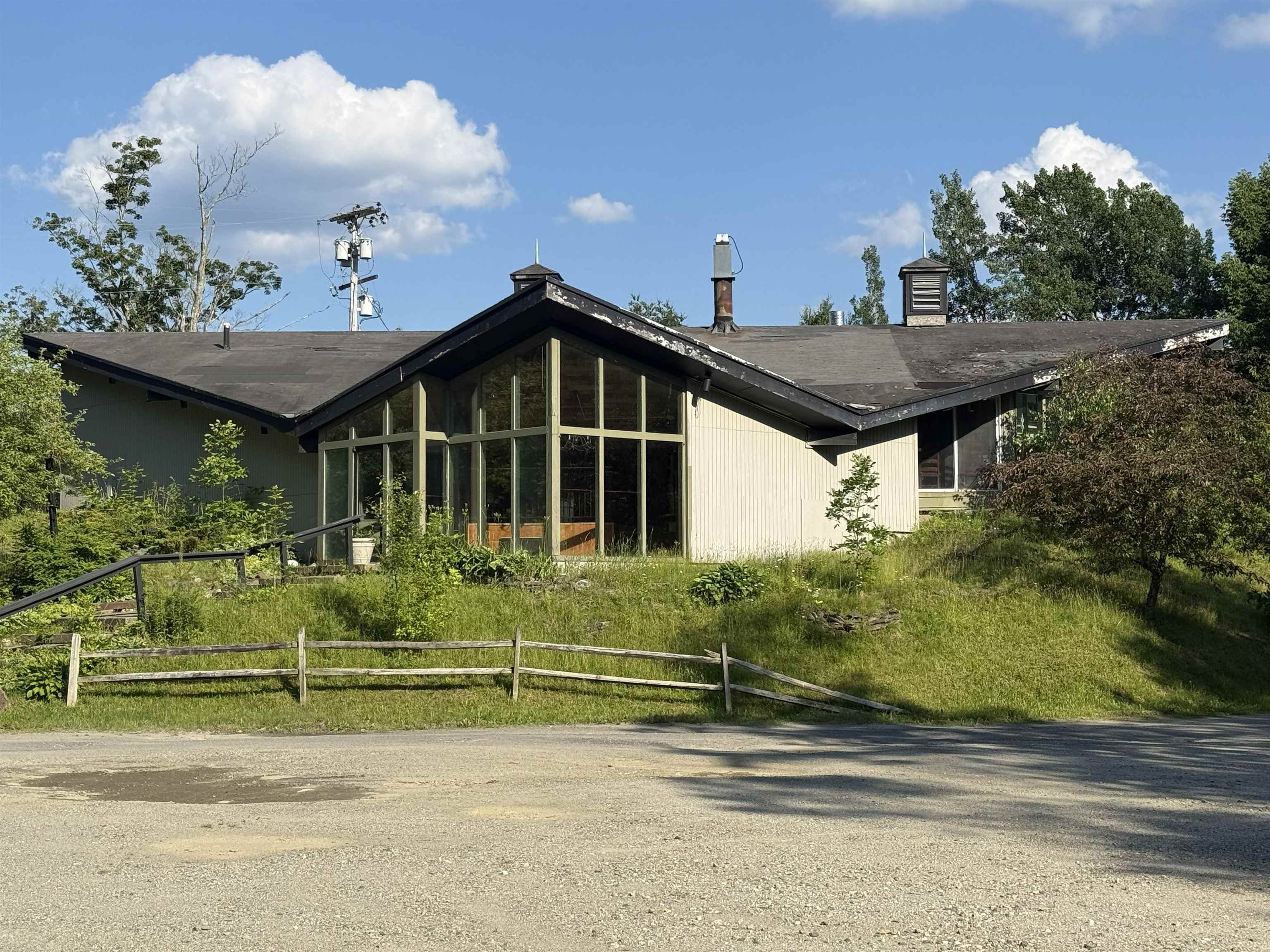 Photo 1 of 33 — 527 Sugarbush Access Road, Warren, VT 05674