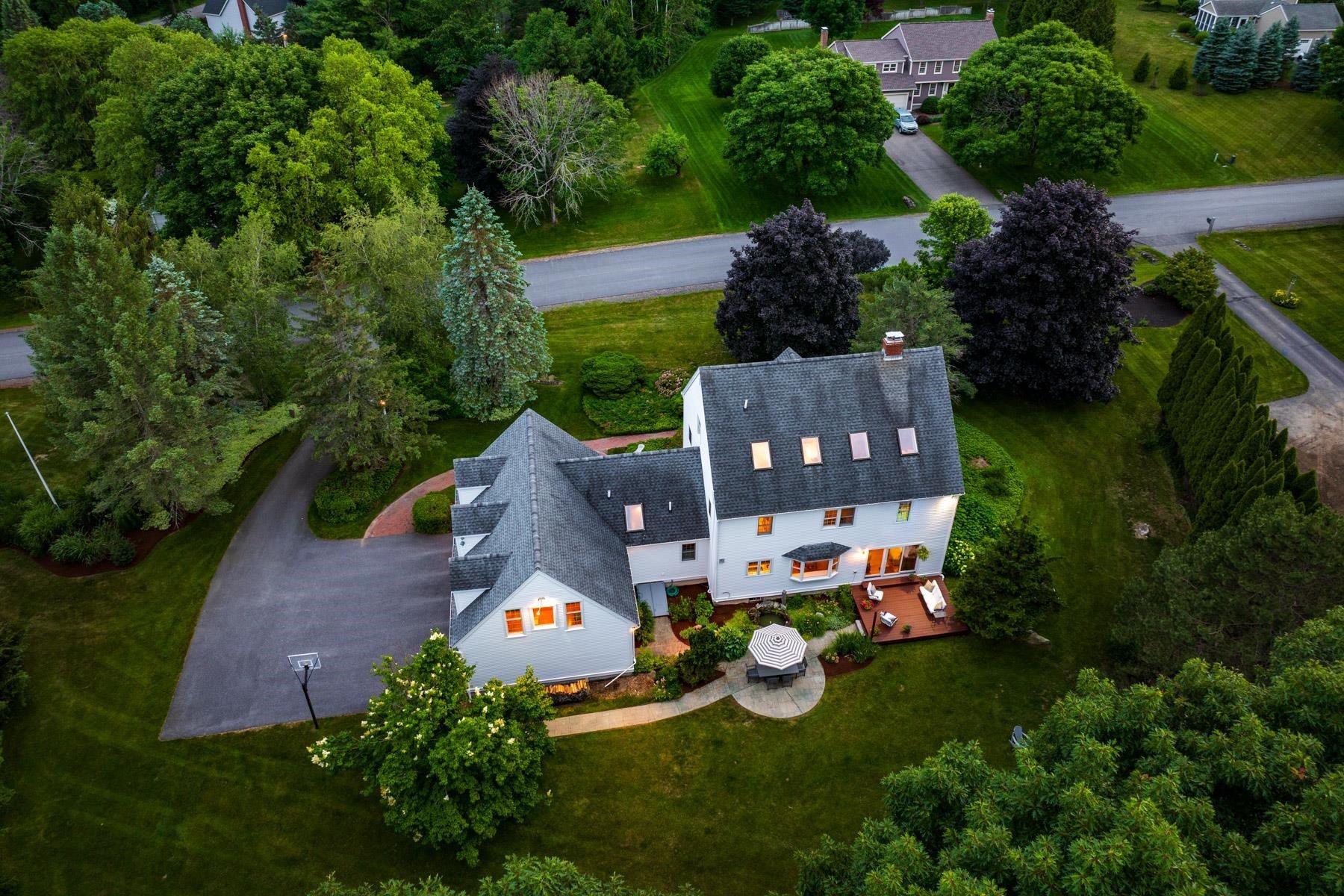 4 Berry Hill Road