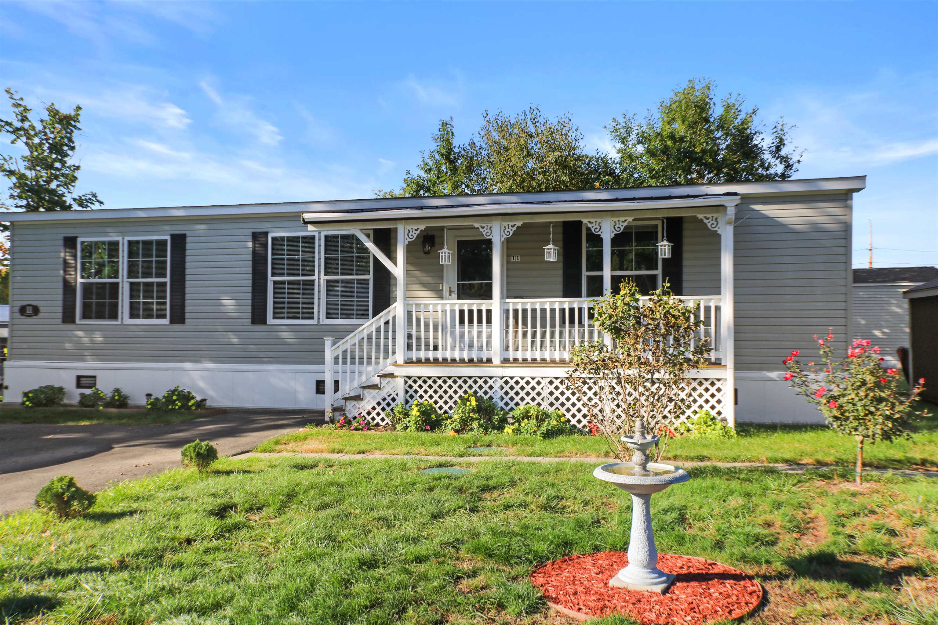 11 Riverview Drive