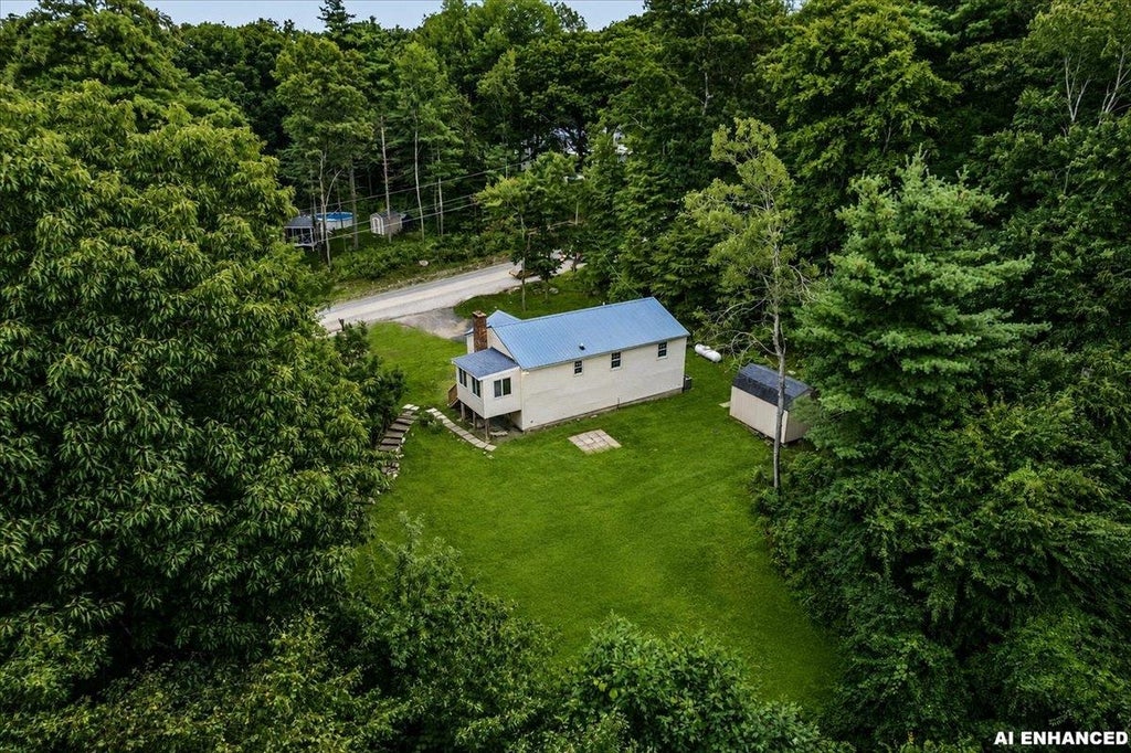 Photo of 207 High Range Road, Londonderry, NH 03053 (MLS # 5104873)
