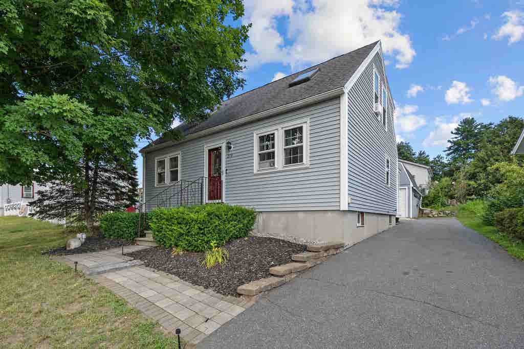 Photo of 219 Rhode Island Avenue, Manchester, NH 03104 (MLS # 5103381)