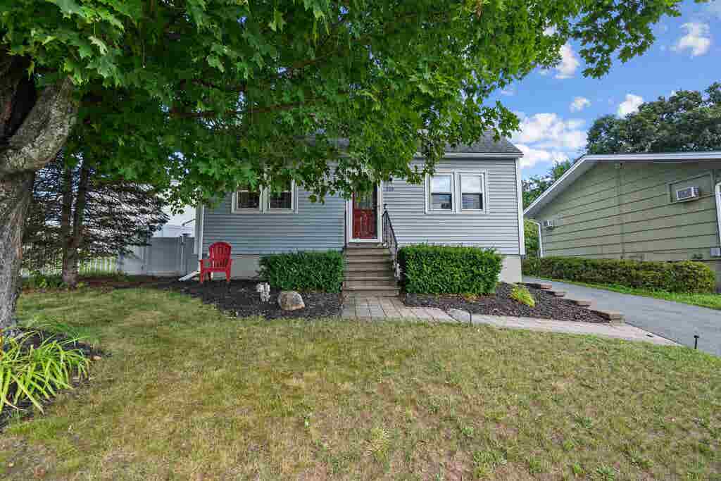 Photo of 219 Rhode Island Avenue, Manchester, NH 03104 (MLS # 5103381)