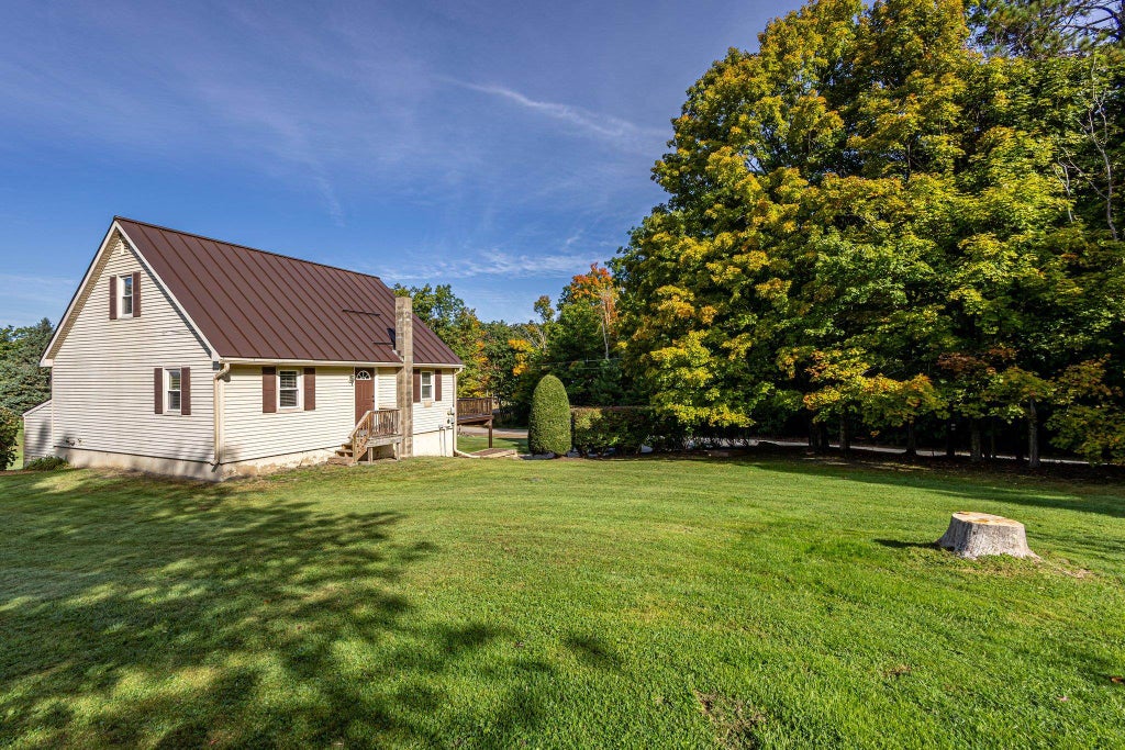 Photo of 47 Bay Hill Road, Northfield, NH 03276 (MLS # 5112283)