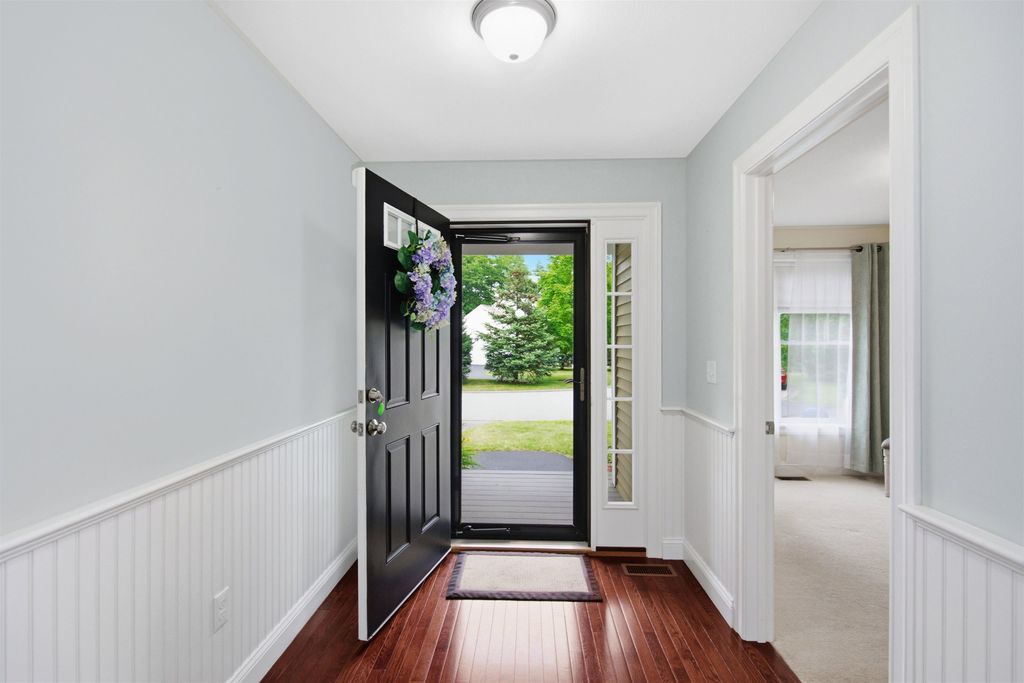 Photo of 19 Furnival Road, Nashua, NH 03064 (MLS # 5096692)