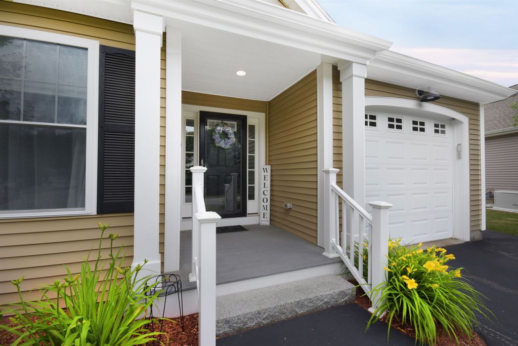 Photo of 19 Furnival Road, Nashua, NH 03064 (MLS # 5096692)
