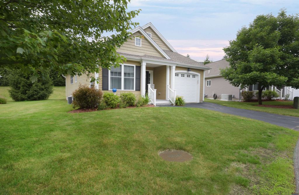 Photo of 19 Furnival Road, Nashua, NH 03064 (MLS # 5096692)