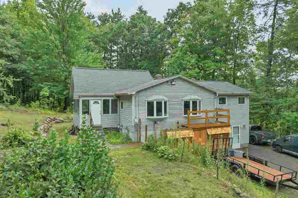 Photo of 91 Oak Hill Road, Concord, NH 03301 (MLS # 5103422)
