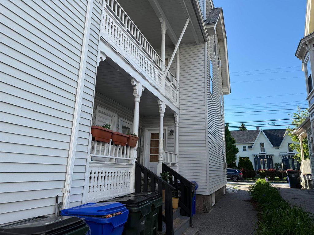 Photo of 63 Brook Street #5, Manchester, NH 03104 (MLS # 5090609)