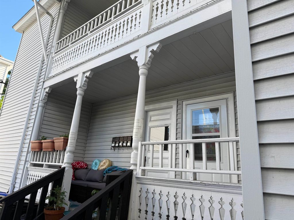Photo of 63 Brook Street #5, Manchester, NH 03104 (MLS # 5090609)