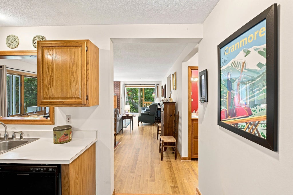 Photo of 70 Northbrook Circle #G49, Conway, NH 03860 (MLS # 5107311)