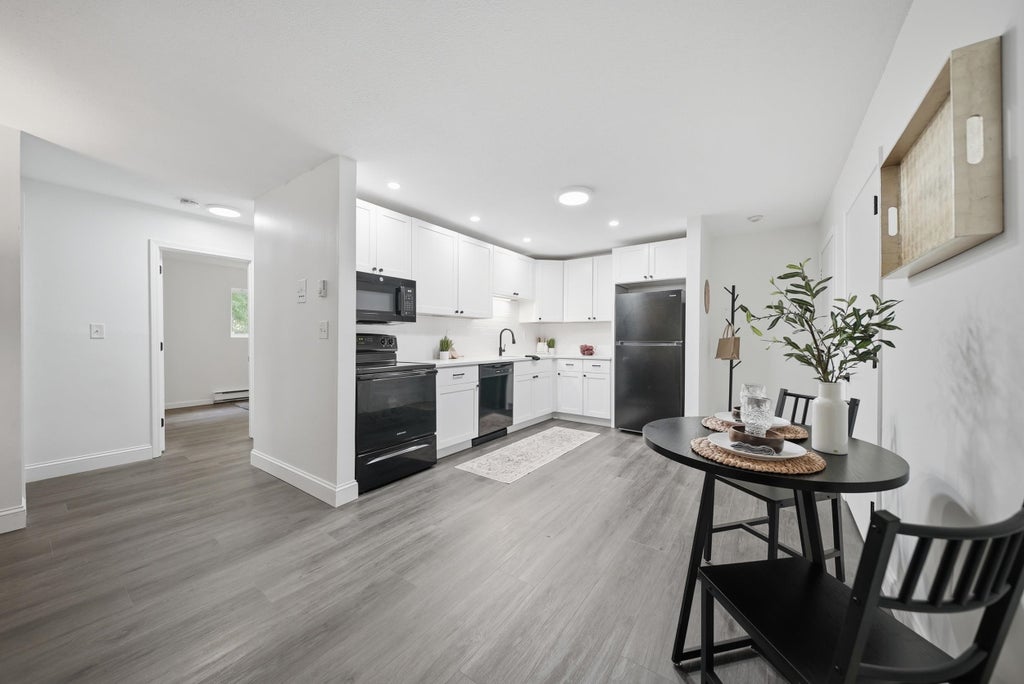 Photo of 152 Capitol Hill Drive #L, Londonderry, NH 03053 (MLS # 5108593)