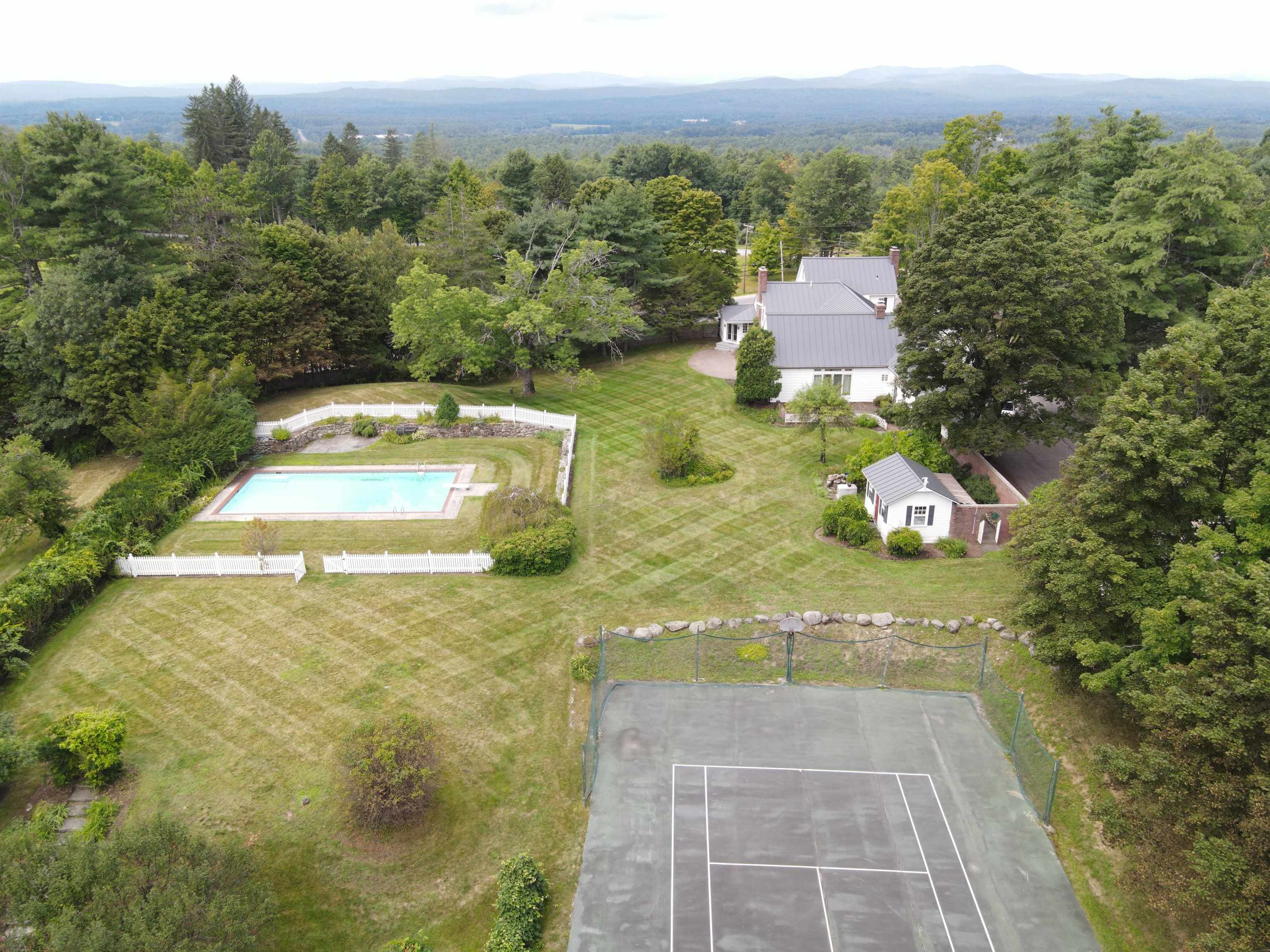 16 Gould Hill Road
