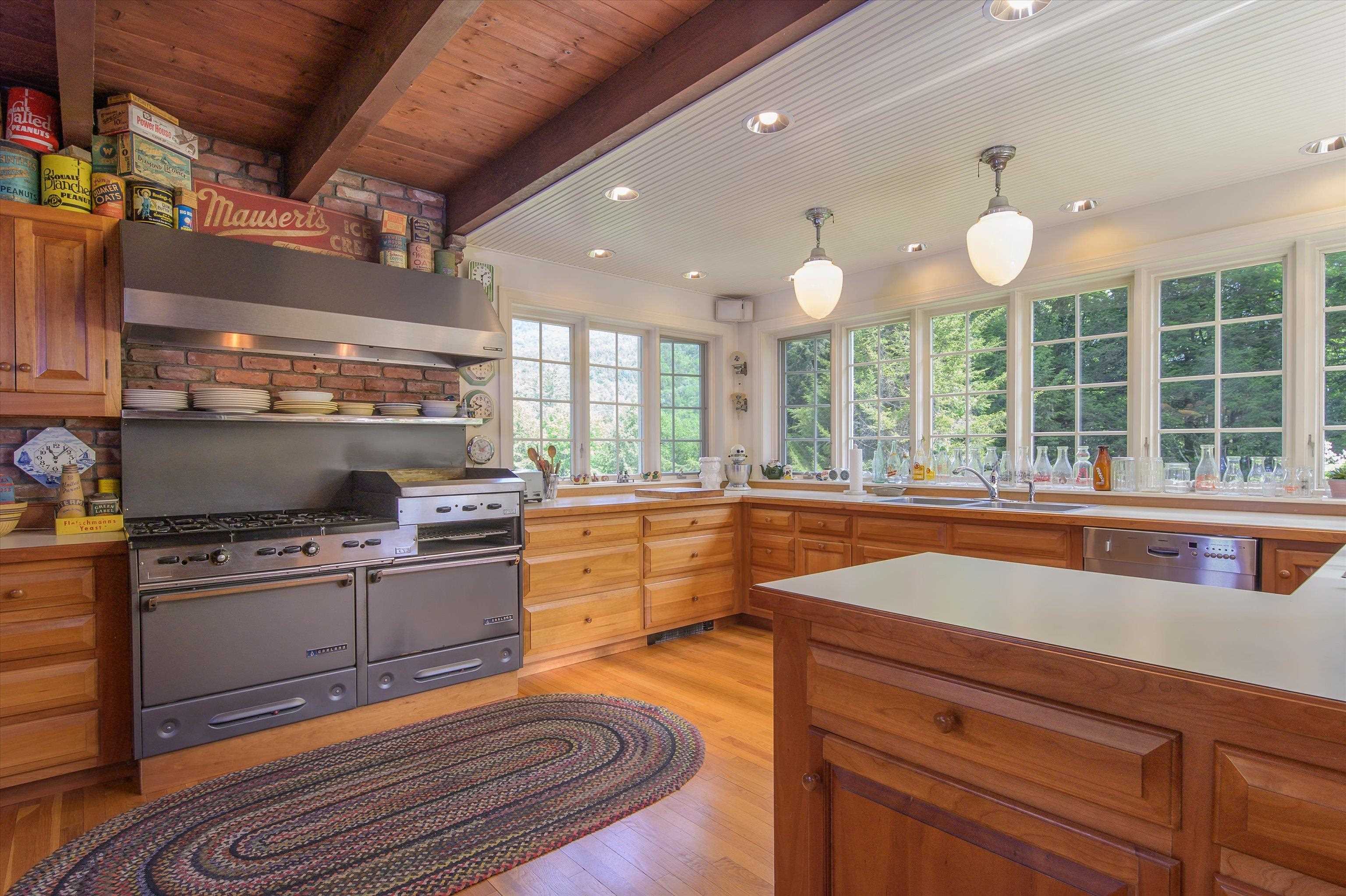 254 Town Line Road