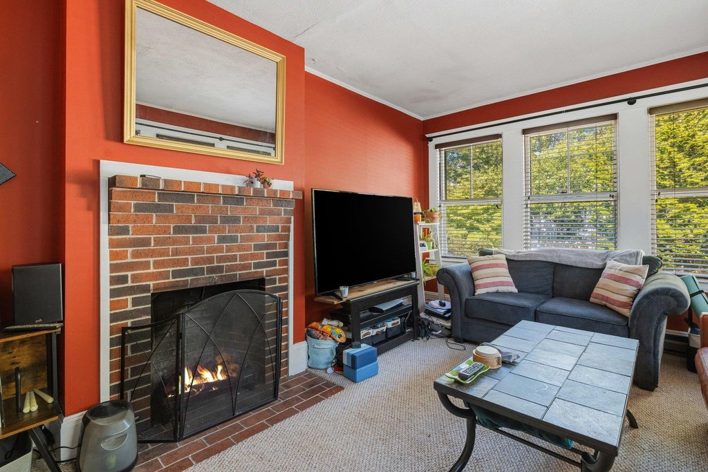 Photo of 383 Miller Avenue, Portsmouth, NH 03801 (MLS # 5110637)