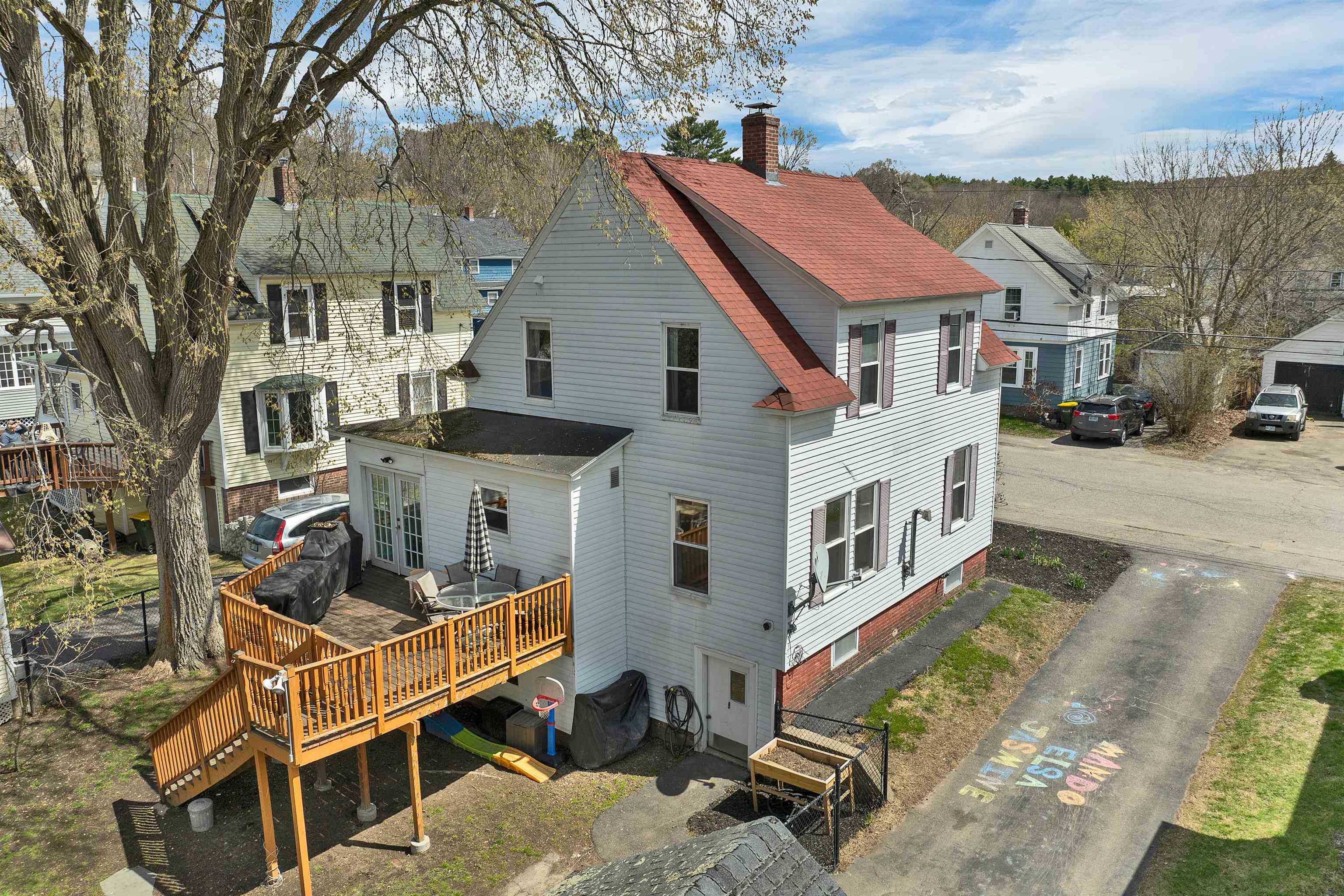 42 Joliet Street