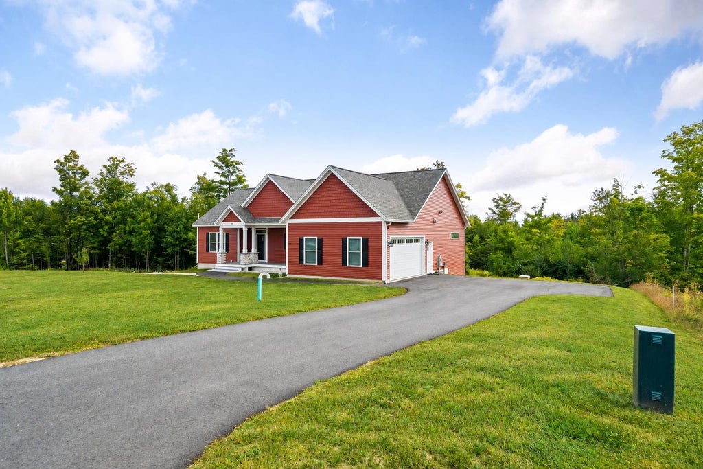 Photo of 431 Grady Lane #31, Pembroke, NH 03275 (MLS # 5109238)
