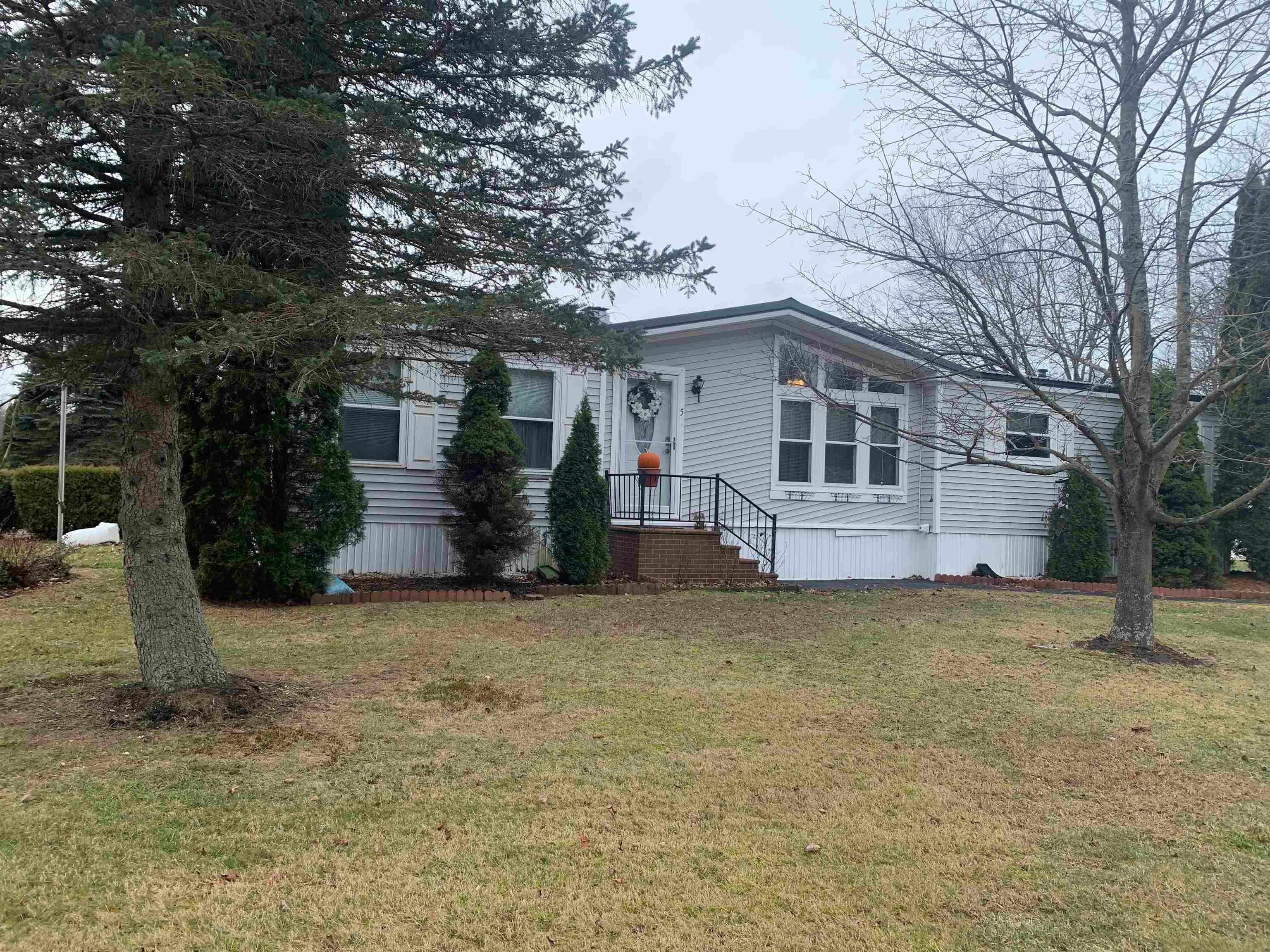 5 Bermuda Lane
