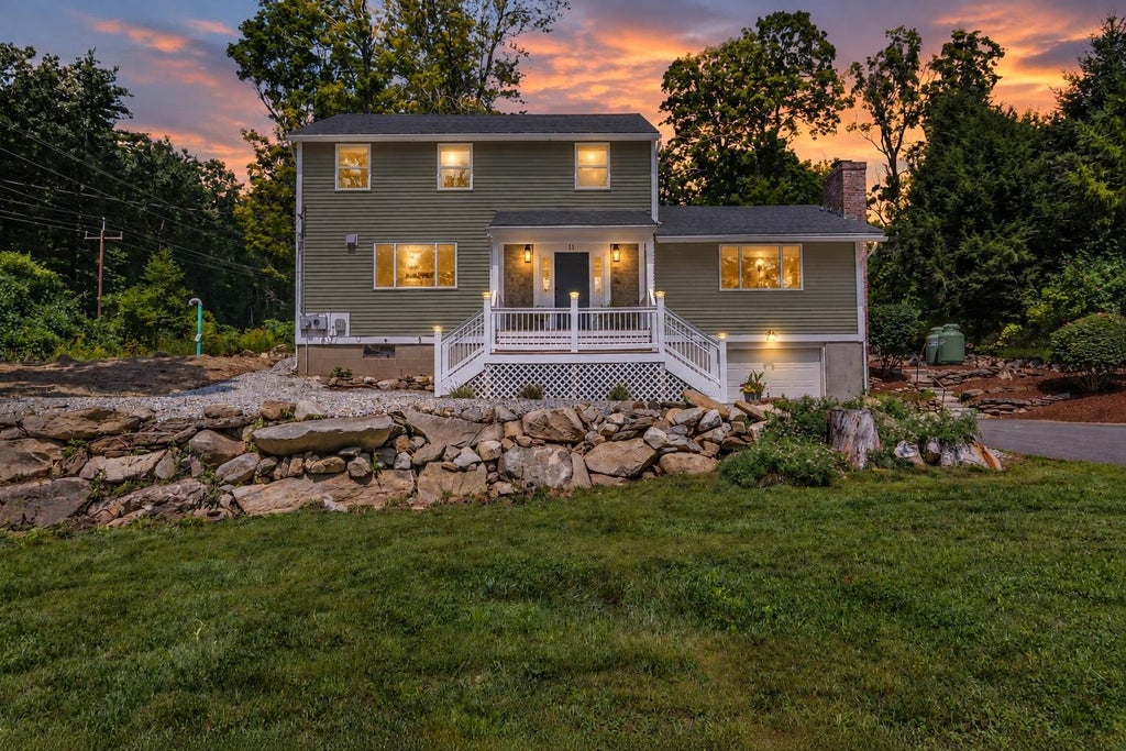 Photo of 11 Wood Lane, Hollis, NH 03049 (MLS # 5104122)