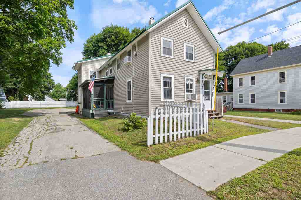 Photo of 394 Portland Street, Rochester, NH 03867 (MLS # 5104084)