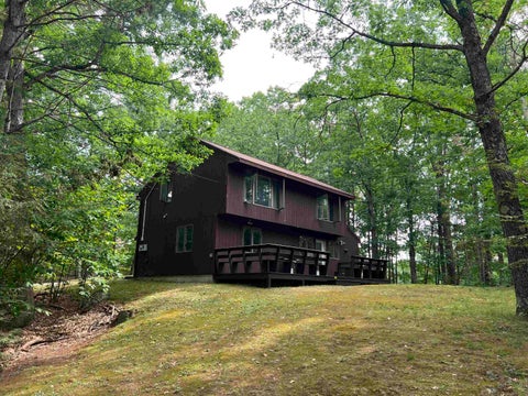 Photo of 1 Great Hill Drive, Newmarket, NH 03857 (MLS # 5100923)