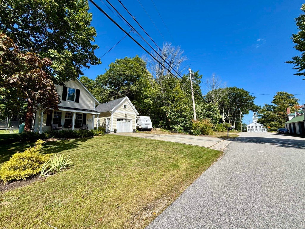 Photo of 20 Todd Hill Road, Rindge, NH 03461 (MLS # 5109491)