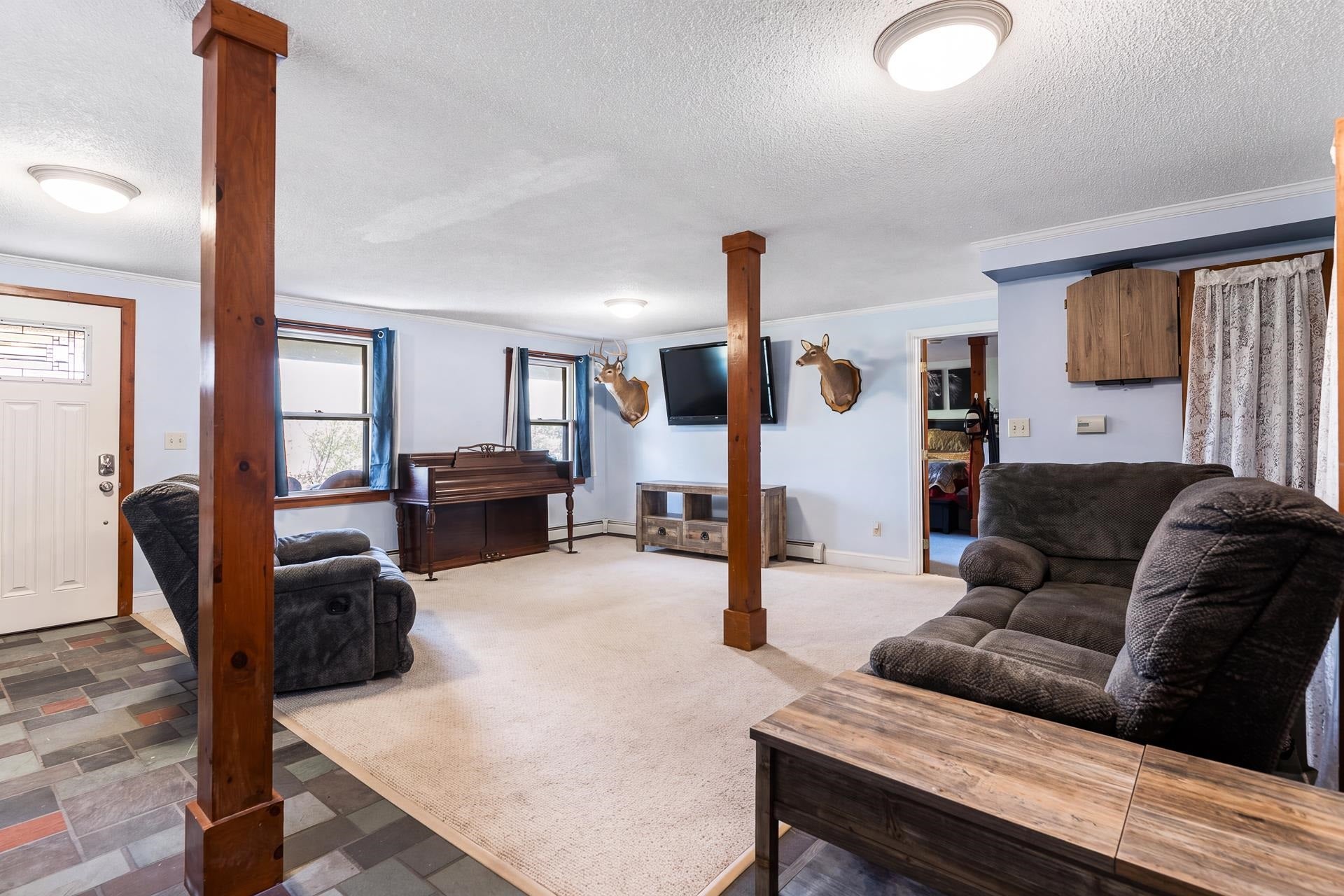 90 Meetinghouse Hill Road
