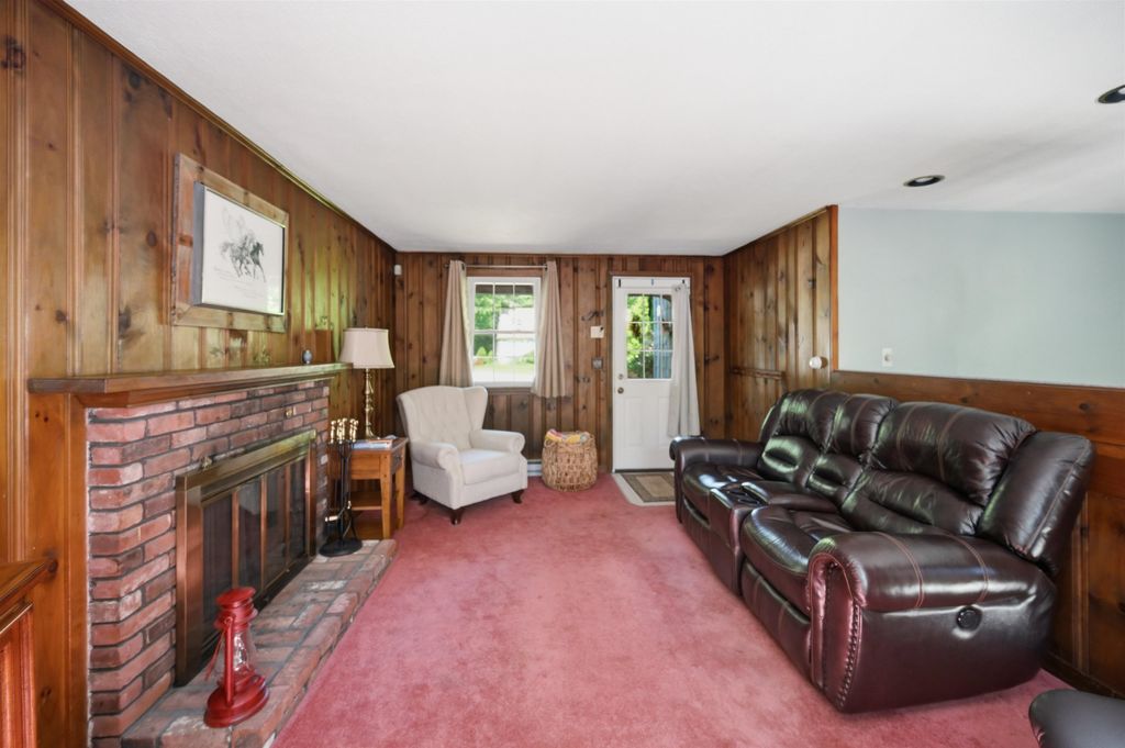 Photo of 23 Rustic Lane, Plaistow, NH 03865 (MLS # 5091011)