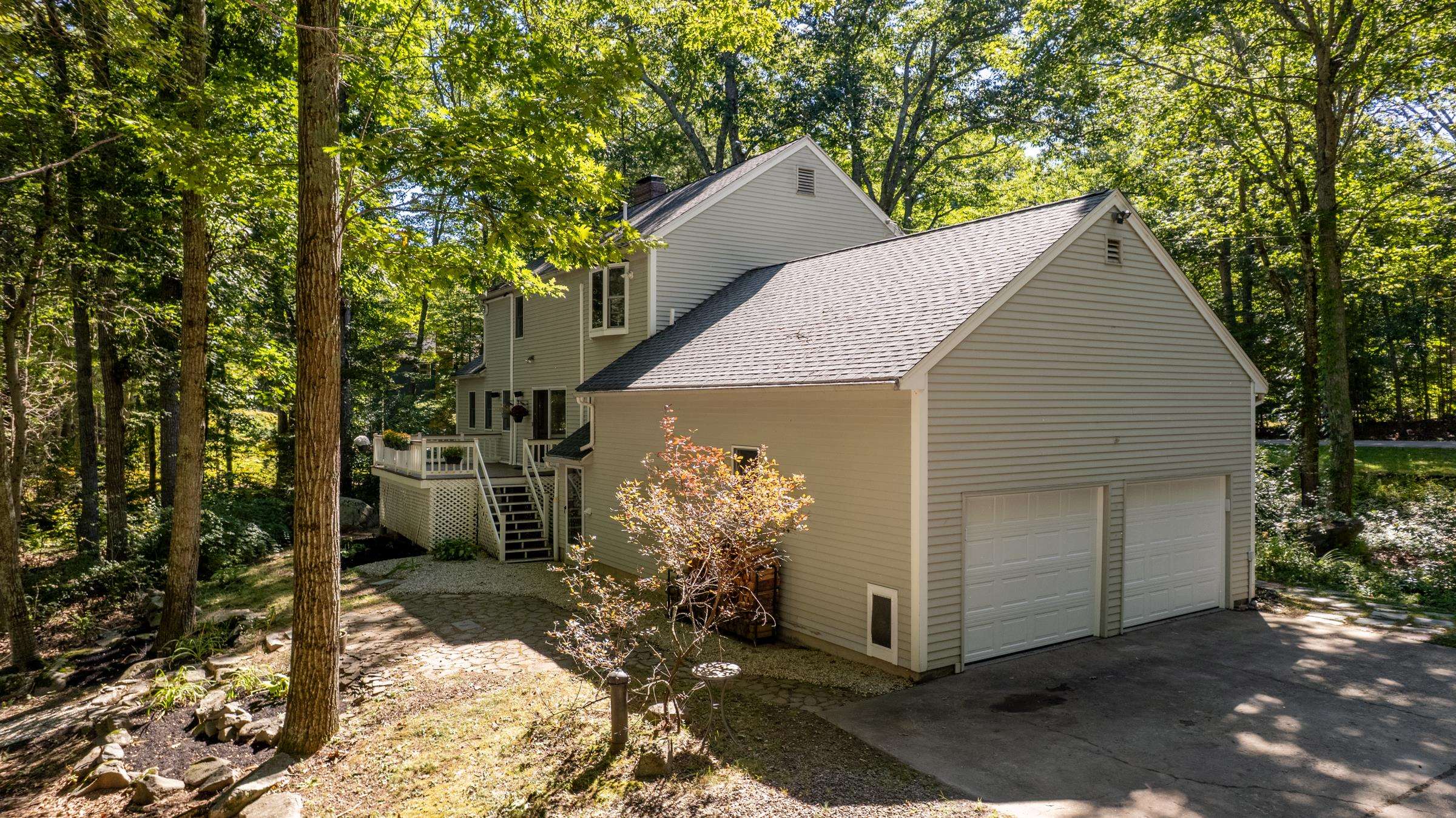 9 Millstream Drive