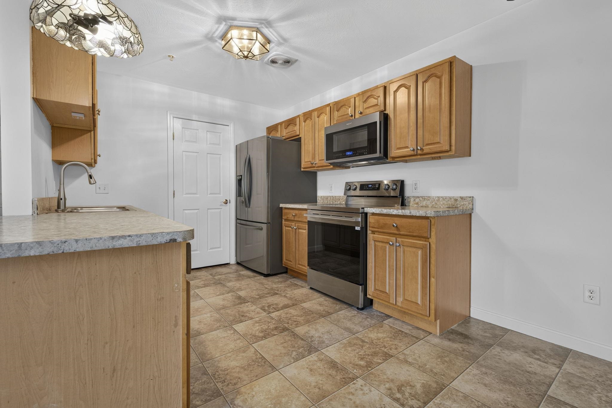 65 Fordway Ext Boulevard 202
