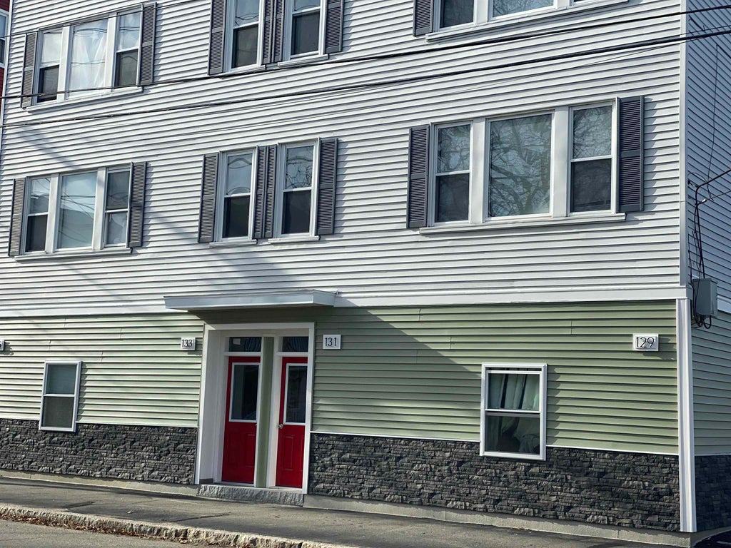 Photo of 135 Second Street #1S, Manchester, NH 03103 (MLS # 5109694)