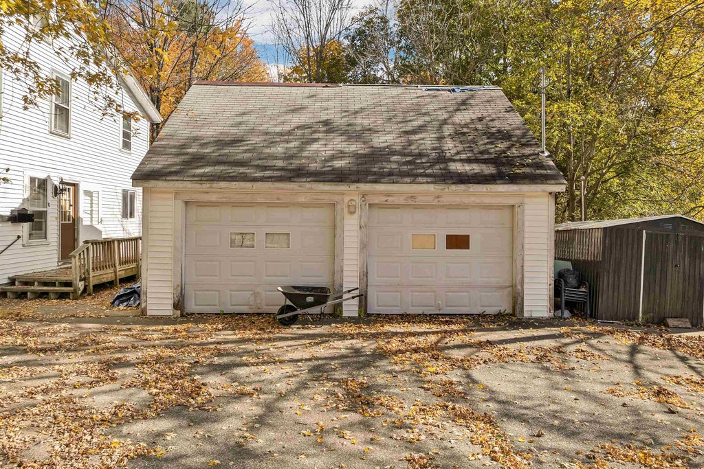 Photo of 10 Hanson Street, Somersworth, NH 03878 (MLS # 5115401)