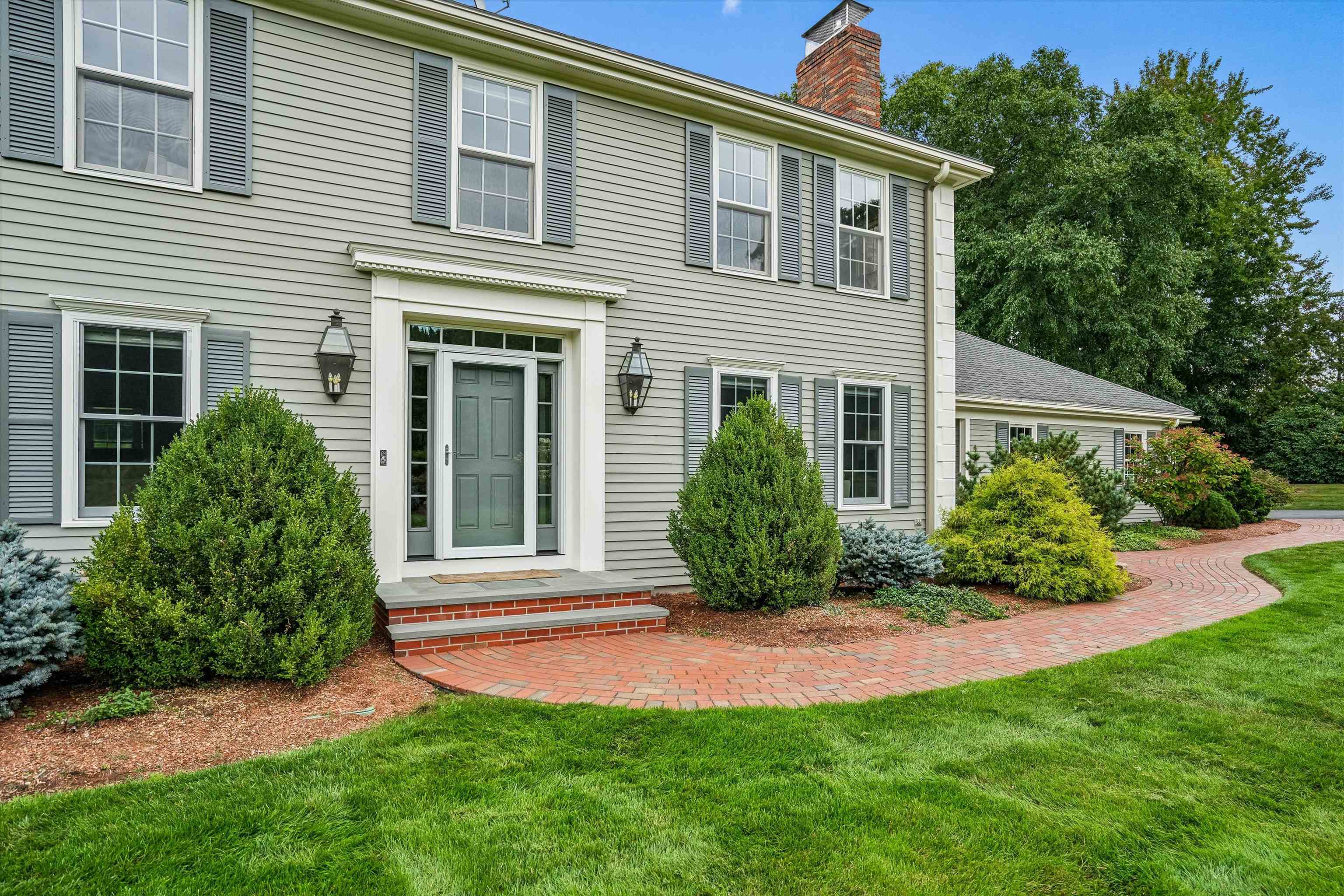 10 Puritan Drive