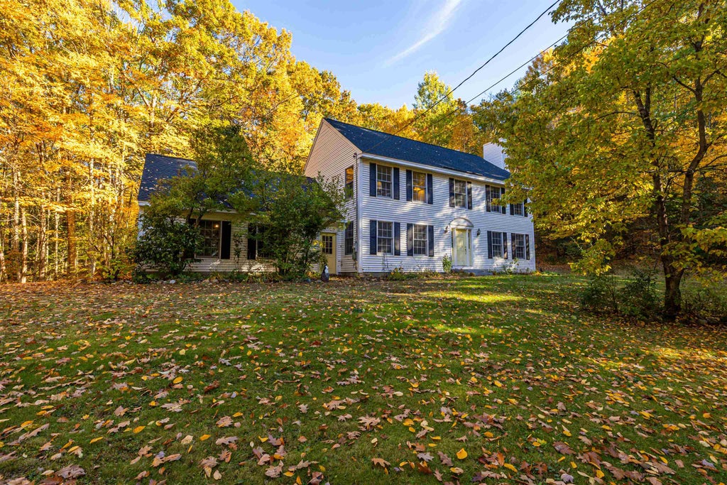 Photo of 386 Gage Hill Road, Hopkinton, NH 03229 (MLS # 5114853)