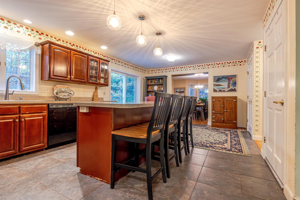 Photo of 386 Gage Hill Road, Hopkinton, NH 03229 (MLS # 5114853)